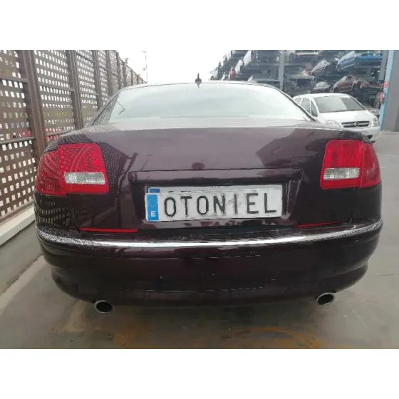 AUDI A8 (4E2) '2004 3.7 QUATTRO NEGRO
