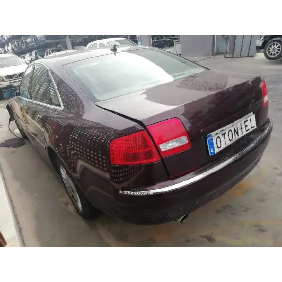 AUDI A8 (4E2) '2004 3.7 QUATTRO NEGRO