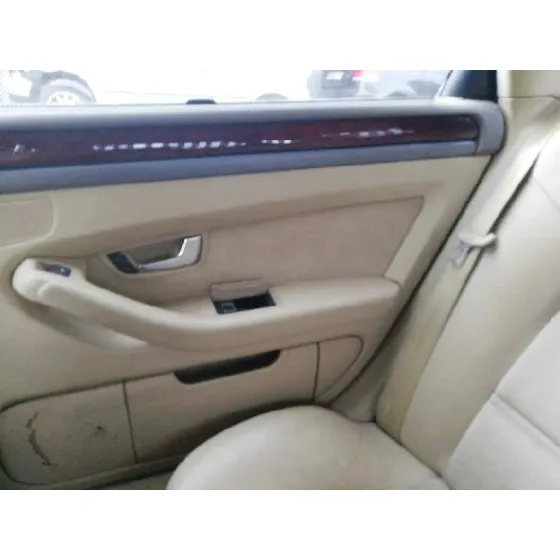 AUDI A8 (4E2) '2004 3.7 QUATTRO NEGRO