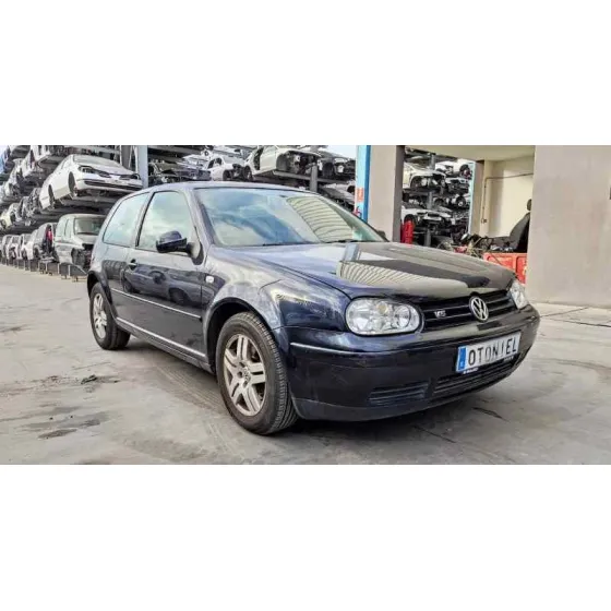 VOLKSWAGEN GOLF IV BERLINA (1J1) '2000 2.3 V5 CAT (AGZ) AZUL