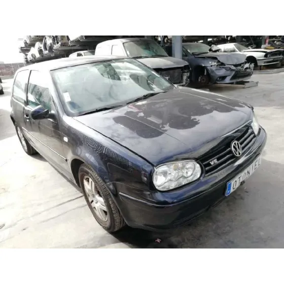 VOLKSWAGEN GOLF IV BERLINA (1J1) '2000 2.3 V5 CAT (AGZ) AZUL
