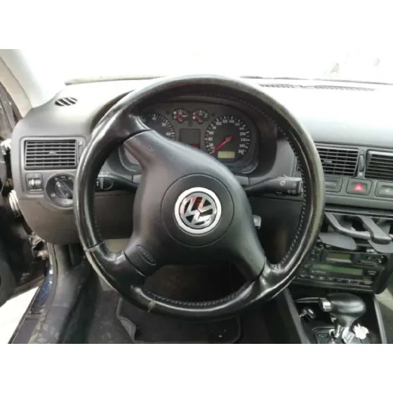 VOLKSWAGEN GOLF IV BERLINA (1J1) '2000 2.3 V5 CAT (AGZ) AZUL