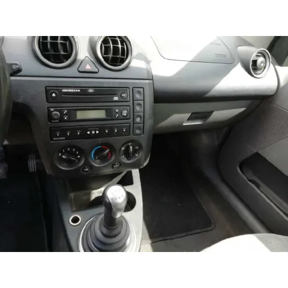 FORD FIESTA (CBK) '2003 FUN GRIS PLATA