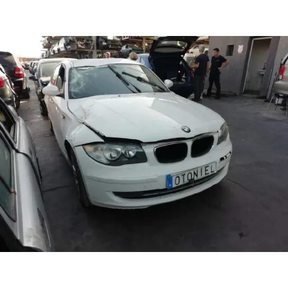 BMW SERIE 1 BERLINA (E81/E87) '2007 116I BLANCO