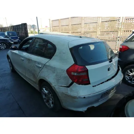 BMW SERIE 1 BERLINA (E81/E87) '2007 116I BLANCO