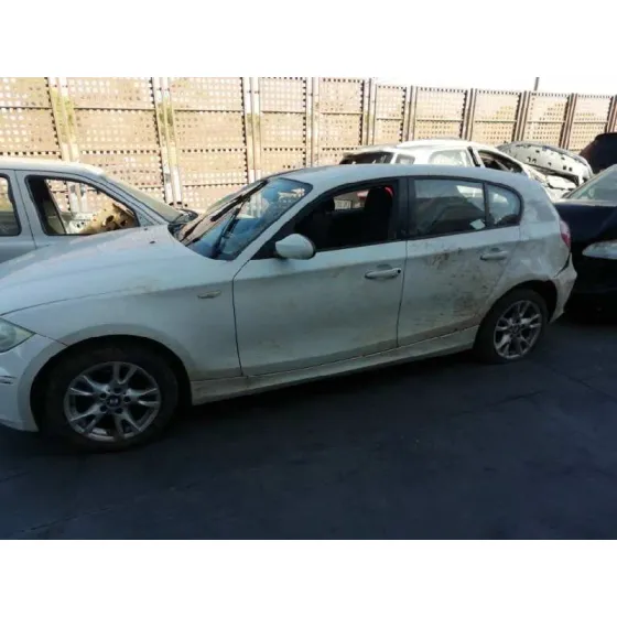 BMW SERIE 1 BERLINA (E81/E87) '2007 116I BLANCO