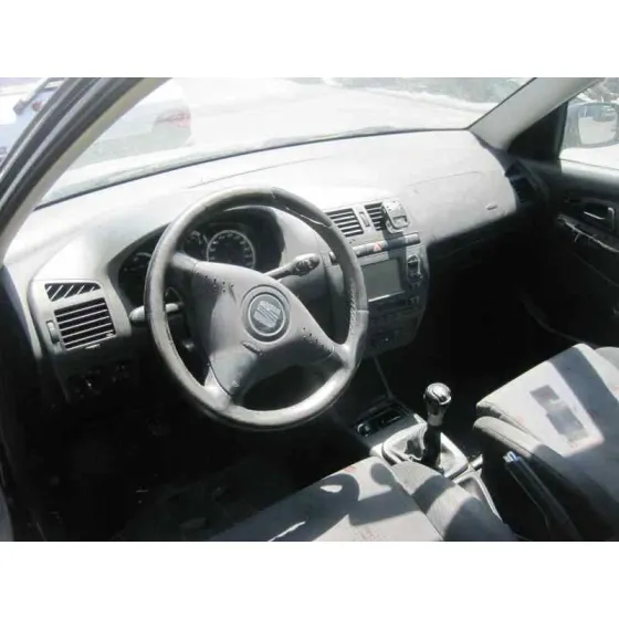 SEAT CORDOBA BERLINA (6K2) '2001 SPORT NEGRO