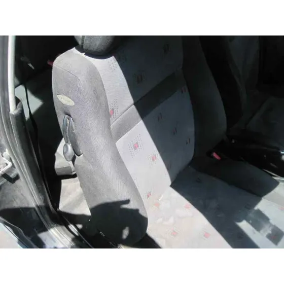 SEAT CORDOBA BERLINA (6K2) '2001 SPORT NEGRO