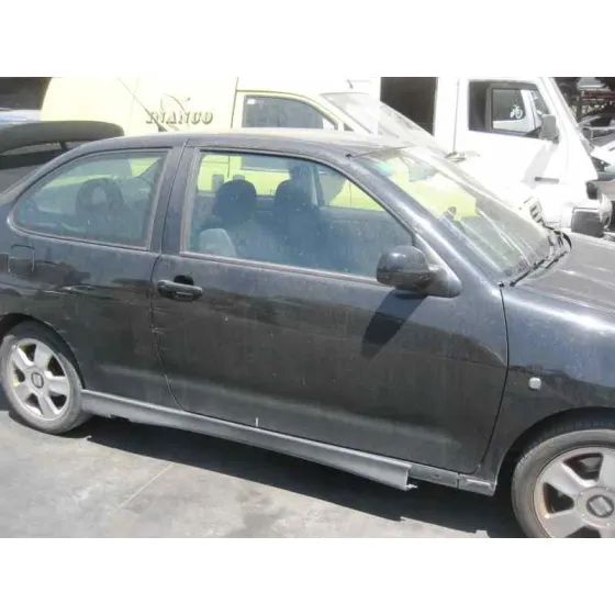 SEAT CORDOBA BERLINA (6K2) '2001 SPORT NEGRO