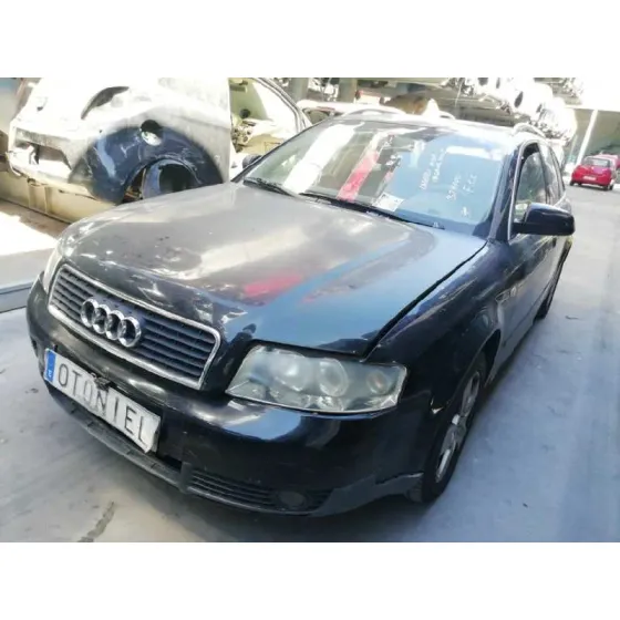 AUDI A4 AVANT (8E) '2003 1.9 TDI NEGRO