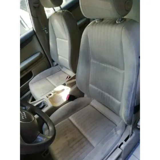 AUDI A4 AVANT (8E) '2003 1.9 TDI NEGRO
