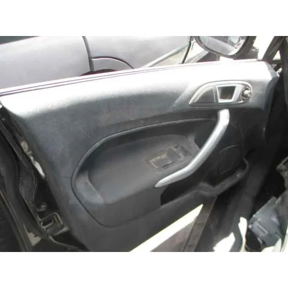 FORD FIESTA (CCN) '2013 CHAMPIONS EDITION NEGRO