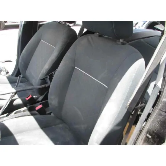 FORD FIESTA (CCN) '2013 CHAMPIONS EDITION NEGRO