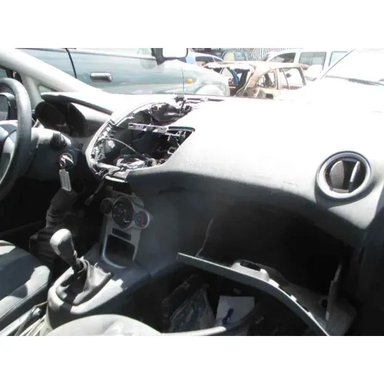 FORD FIESTA (CCN) '2013 CHAMPIONS EDITION NEGRO