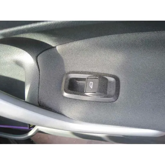 FORD FIESTA (CB1) '2013 AMBIENTE NEGRO