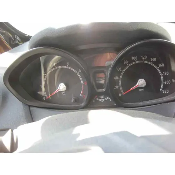 FORD FIESTA (CB1) '2013 AMBIENTE NEGRO