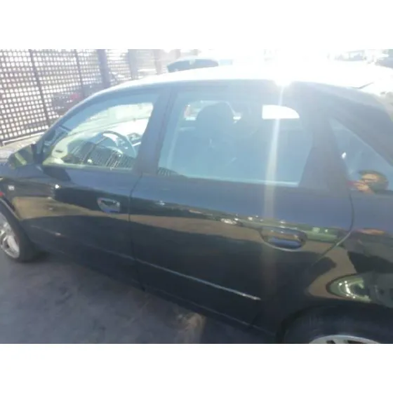 AUDI A4 BERLINA (8E) '2008 2.0 TDI 16V (103KW) NEGRO