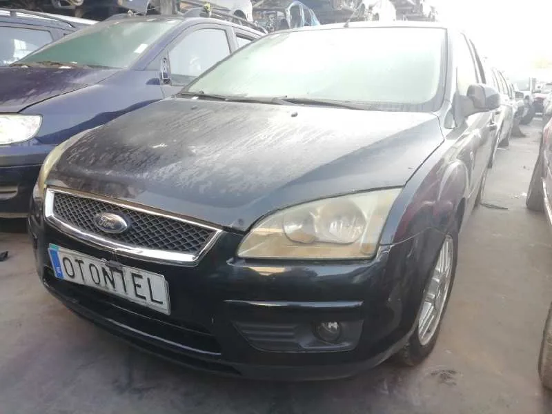 FORD FOCUS BERLINA (CAP) FORD FOCUS BERLINA (CAP) '2006 AMBIENTE (D) NEGRO 2006