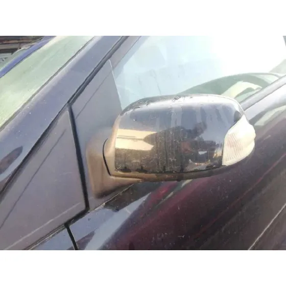 FORD FOCUS BERLINA (CAP) '2006 AMBIENTE (D) NEGRO