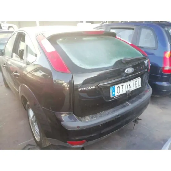 FORD FOCUS BERLINA (CAP) '2006 AMBIENTE (D) NEGRO