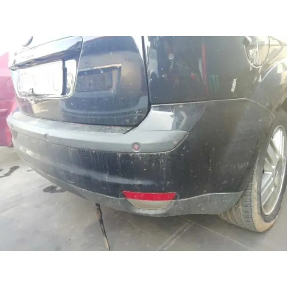 FORD FOCUS BERLINA (CAP) '2006 AMBIENTE (D) NEGRO