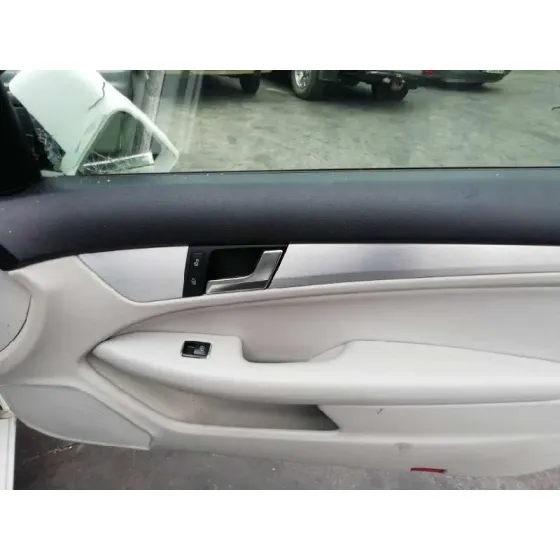 MERCEDES CLASE CLK (W207) COUPE '2012 2.1 CDI CAT BLANCO