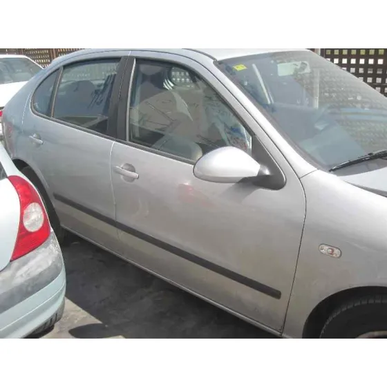 SEAT LEON (1M1) '2004 SIGNO PLATA