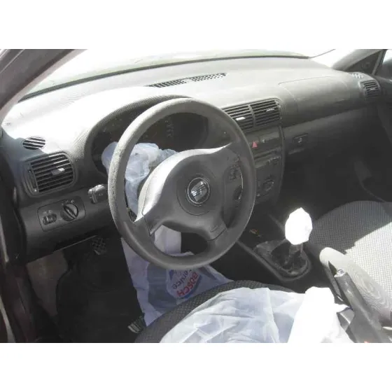SEAT LEON (1M1) '2004 SIGNO PLATA