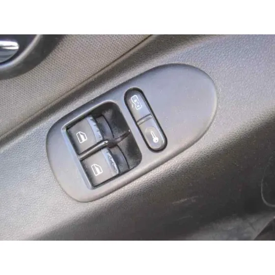 SEAT LEON (1M1) '2004 SIGNO PLATA