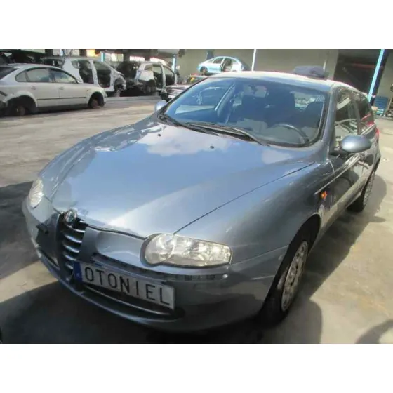 ALFA ROMEO 147 (190) '2003 1.6 T.SPARK ECO DISTINCTIVE GRIS