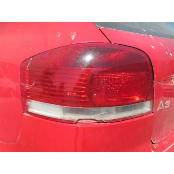 AUDI A3 (8P) '2005 1.9 TDI AMBIENTE ROJO