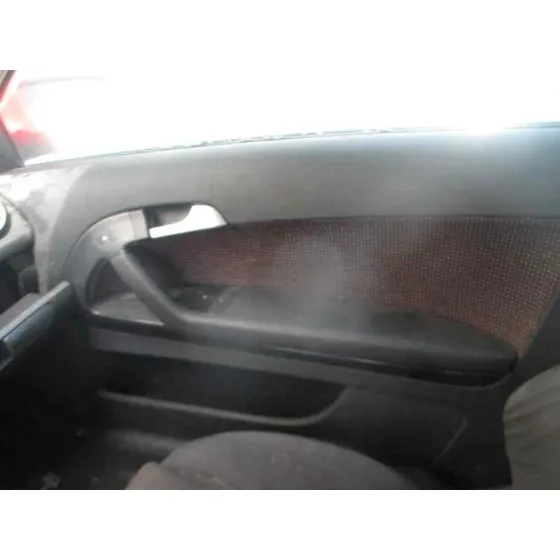 AUDI A3 (8P) '2005 1.9 TDI AMBIENTE ROJO