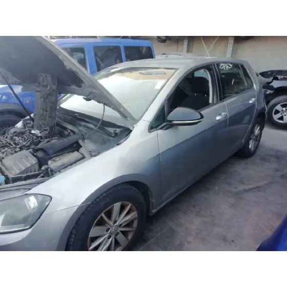 VOLKSWAGEN GOLF VII LIM. '2014 BUSINESS BLUEMOTION TECH. GRIS