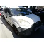 FIAT DOBLO CARGO FIAT DOBLO CARGO '2012 1.3 16V JTD CAT BLANCO 2010