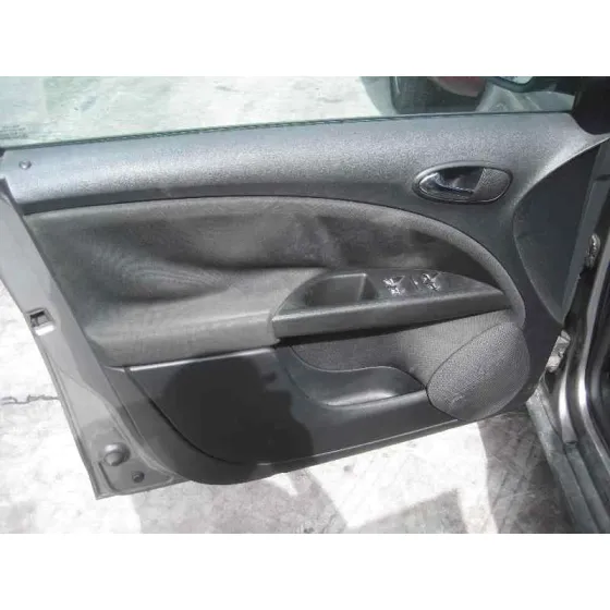 SEAT TOLEDO (5P2) '2005 EXCLUSIVE PLATA