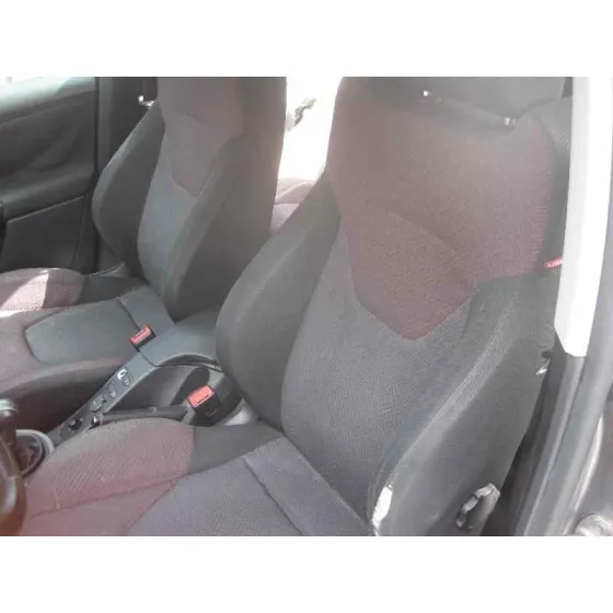 SEAT TOLEDO (5P2) '2005 EXCLUSIVE PLATA