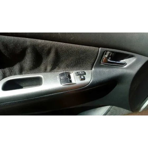 TOYOTA COROLLA (E12) '2007 2.0 TURBODIESEL CAT GRIS