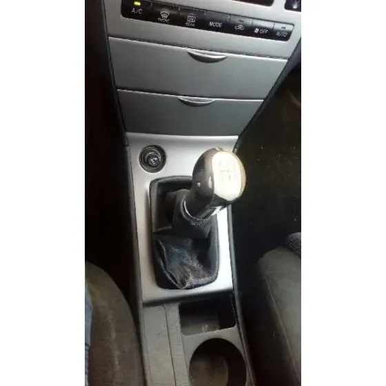 TOYOTA COROLLA (E12) '2007 2.0 TURBODIESEL CAT GRIS