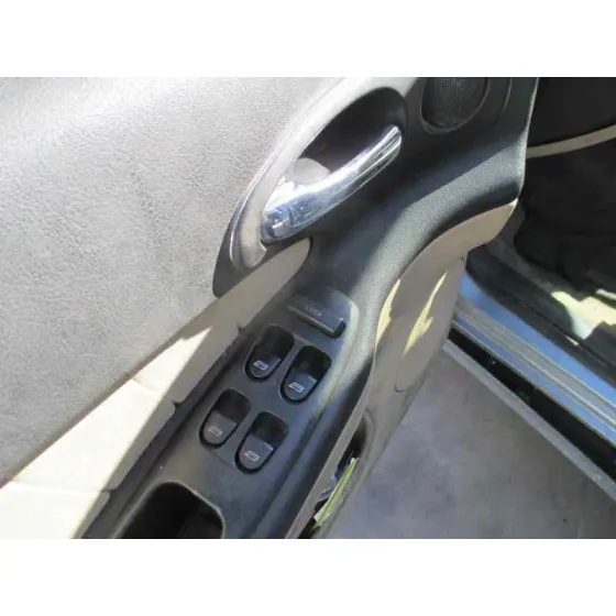 ALFA ROMEO 156 '2004 2.4 JTD 20V DISTINCTIVE PLATA
