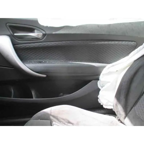 BMW SERIE 1 LIM. (F21) '2013 116D BLANCO