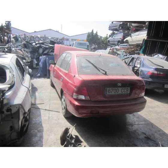 HYUNDAI ACCENT (LC) '2002 1.5 CRDI CAT ROJO