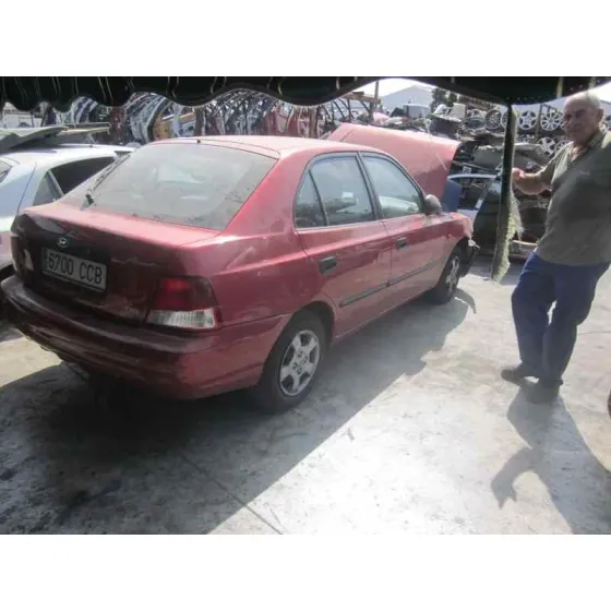 HYUNDAI ACCENT (LC) '2002 1.5 CRDI CAT ROJO