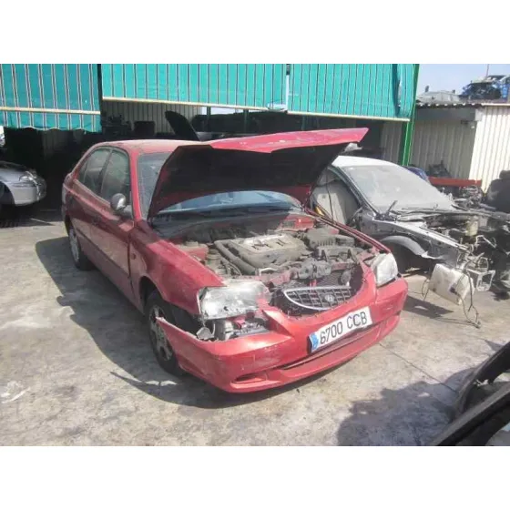 HYUNDAI ACCENT (LC) '2002 1.5 CRDI CAT ROJO
