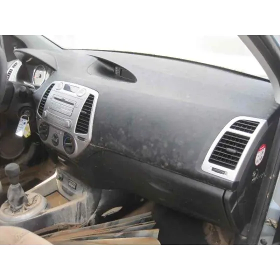 HYUNDAI I20 '2010 CLASSIC AZUL