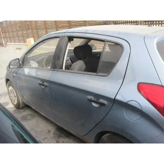 HYUNDAI I20 '2010 CLASSIC AZUL