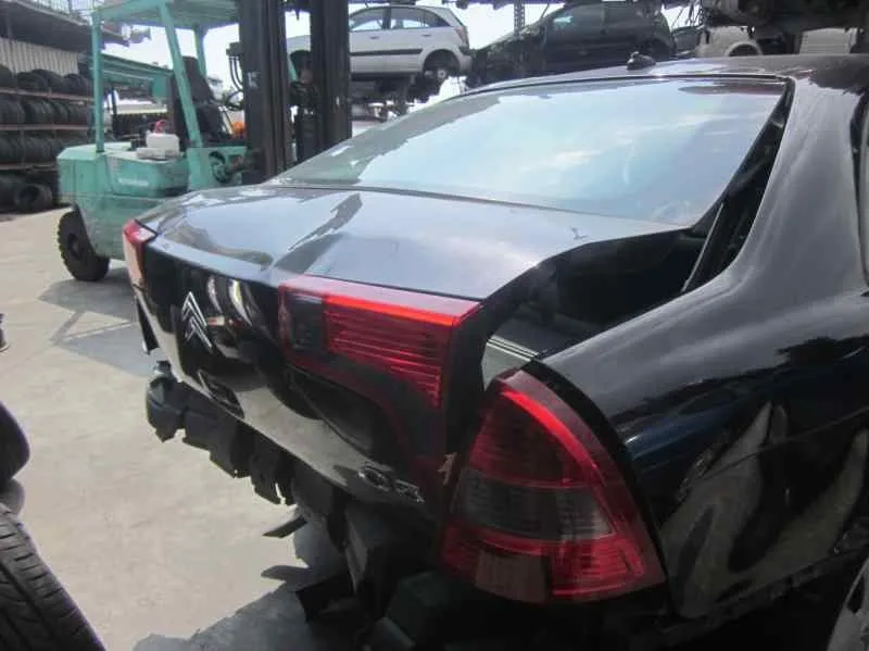 CITROEN C5 BERLINA '2007 1.6 16V HDI FAP MORADO