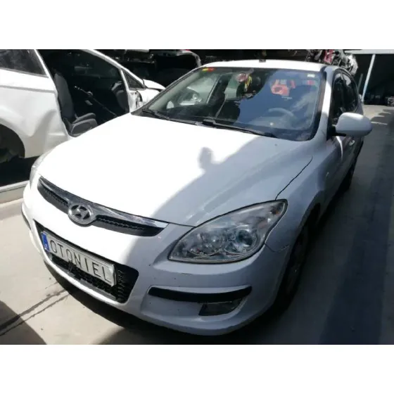 HYUNDAI I30 '2009 CLASSIC BLANCO