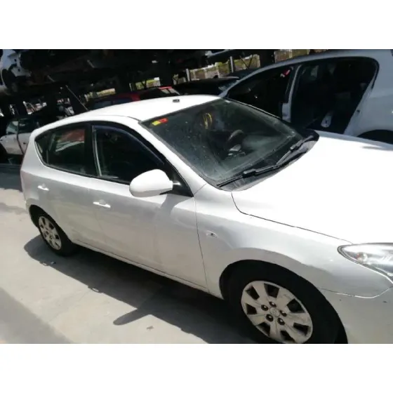 HYUNDAI I30 '2009 CLASSIC BLANCO