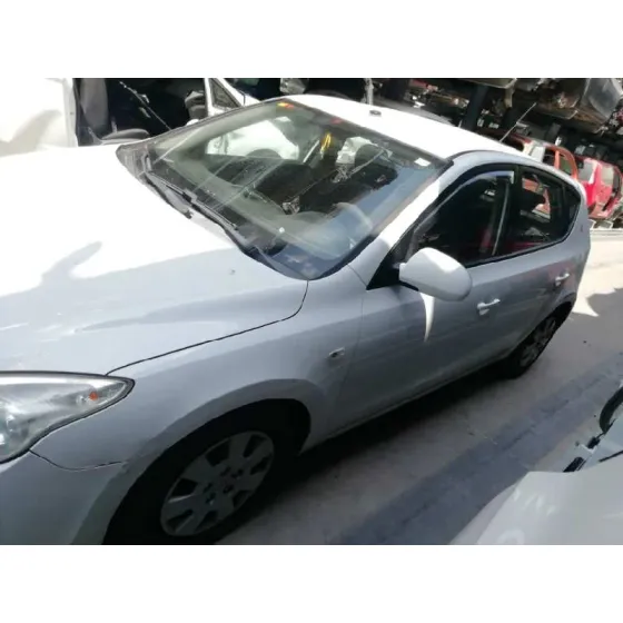 HYUNDAI I30 '2009 CLASSIC BLANCO