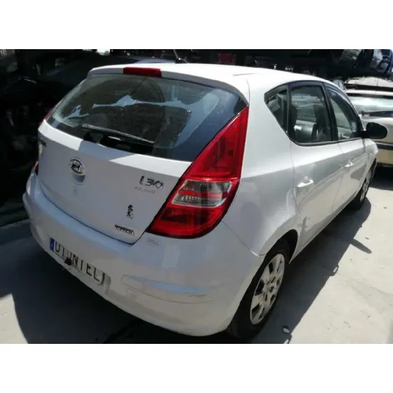 HYUNDAI I30 '2009 CLASSIC BLANCO